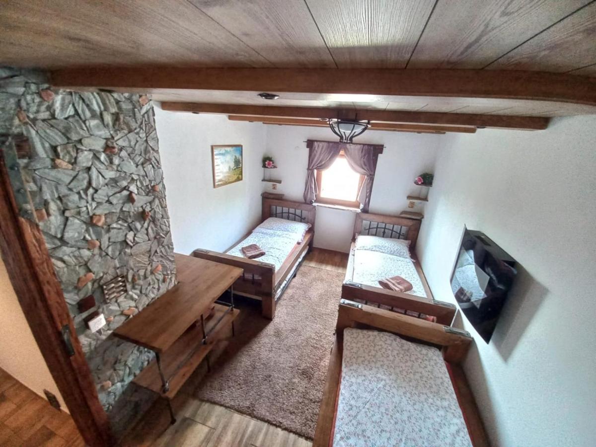 V Zajecskej Vezi Lägenhet Zaječí Exteriör bild
